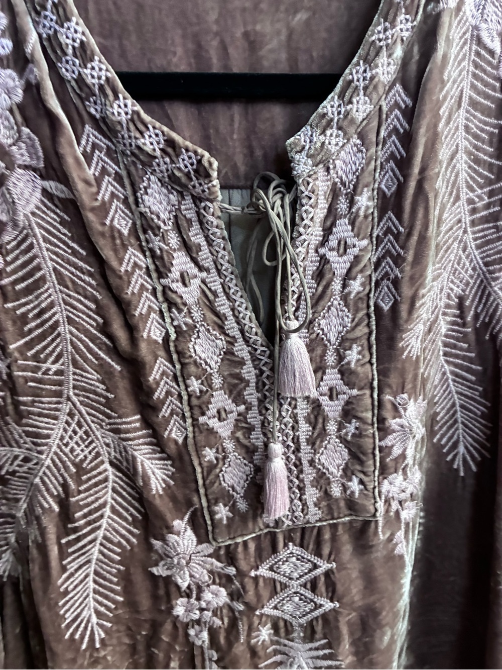 Johnny Was Rose-Tone Embroidered Velvet Tunic - Picture 3 of 4